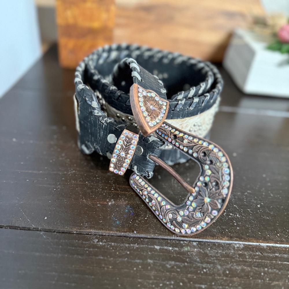 Blazin Roxx Leather Belt Bedazzled Rhinestone Cowgirl Rodeo Statement Piece 45”